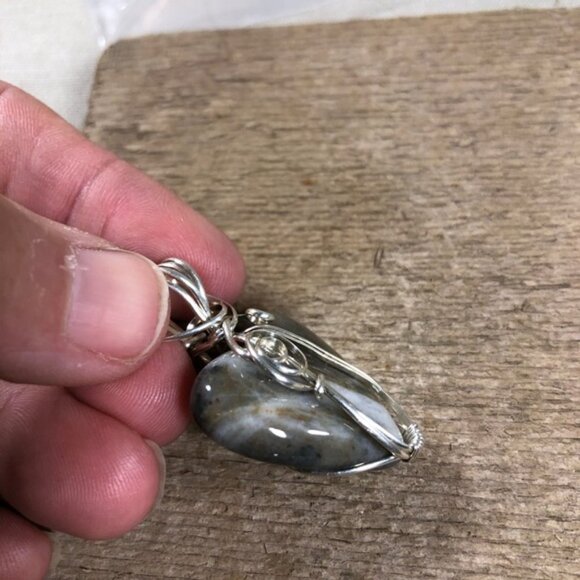 Silver Wrapped Jasper Heart Wishing Stone Necklace Pendant - Picture 3 of 4